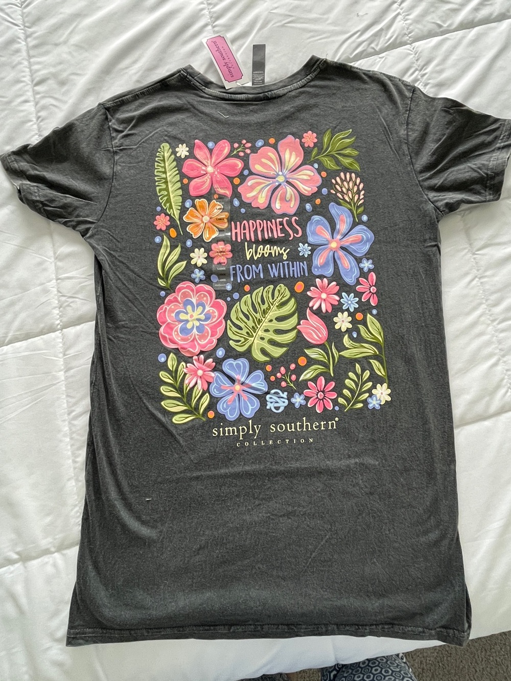 Simply Southern Charcoal Tee “Happiness Blooms from Within” size Large